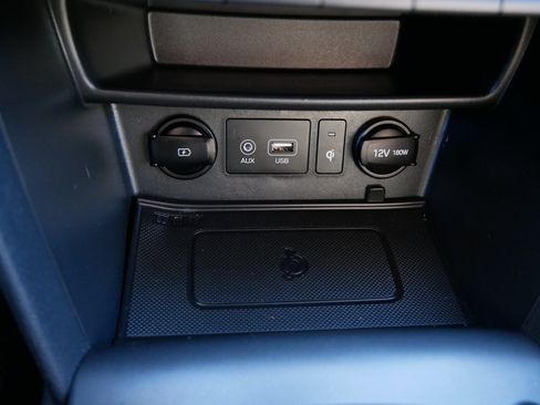 Used 2021 Hyundai Kona Limited image 32