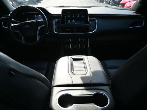 Used 2023 Chevrolet Tahoe Z71 w/ Z71 Off-Road Package image 3