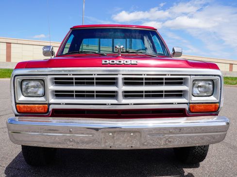 Used 1988 Dodge D/W Truck 100 AWD/4WD image 9