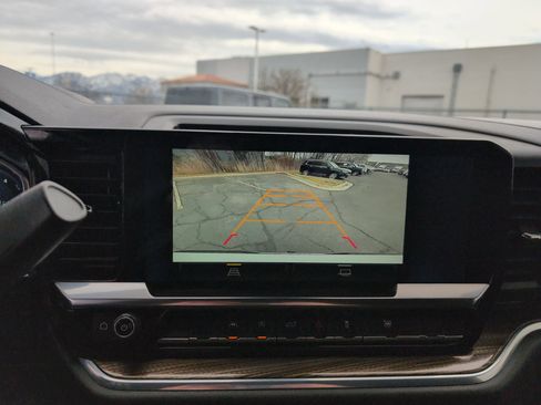 Used 2024 Chevrolet Silverado 1500 LT image 19