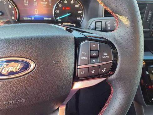 Used 2024 Ford Explorer ST-Line w/ Class IV Trailer Tow Package image 25