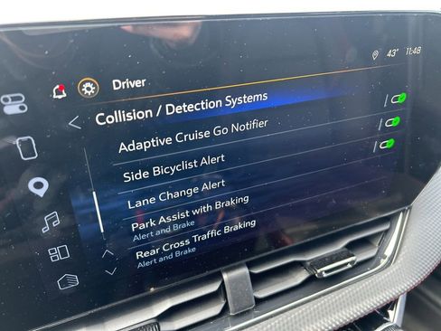 Used 2026 Chevrolet Equinox RS w/ Convenience Package III image 19