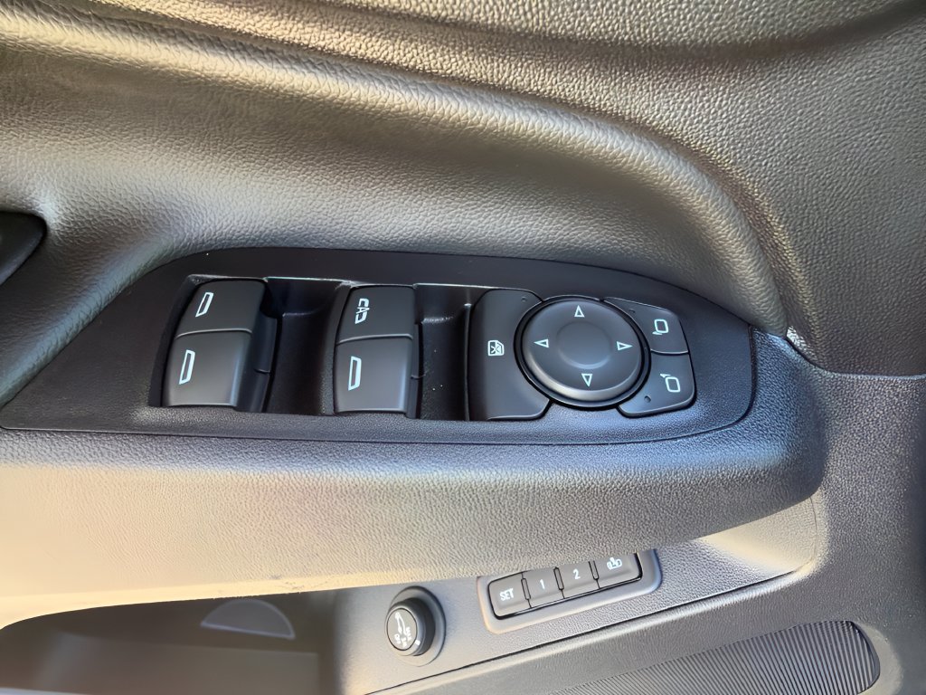 Used 2020 Chevrolet Equinox Premier AWD/4WD image 10