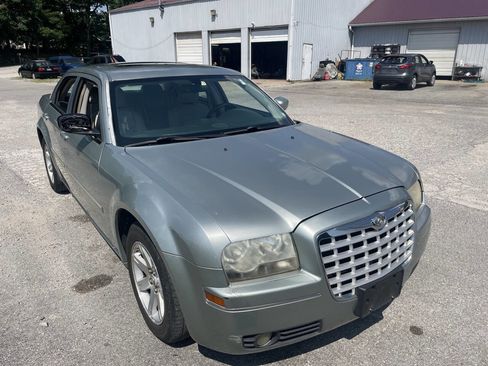 Used 2006 Chrysler 300 Touring w/ Sound Group image 7