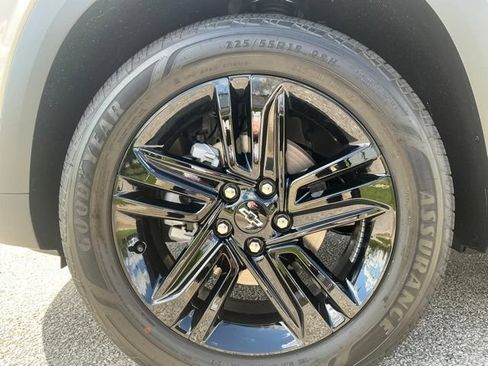 New 2026 Chevrolet Trax ACTIV w/ Sunroof Package FWD image 14