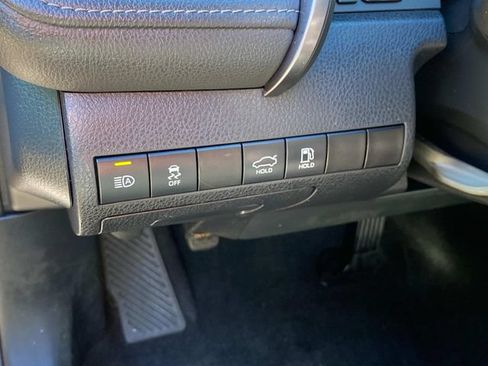 Used 2021 Toyota Camry LE w/ Convenience Package FWD image 15