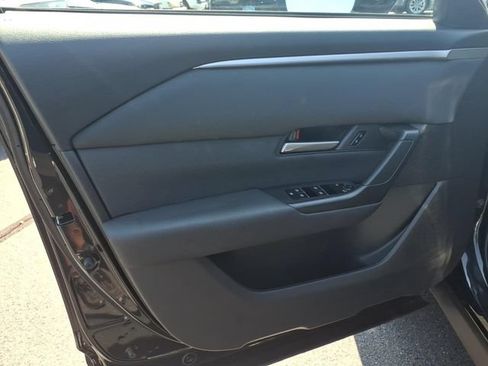 Used 2025 MAZDA CX-50 AWD 2.5 S w/ Preferred Package image 23