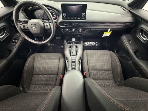 Used 2024 Honda HR-V Sport image 18