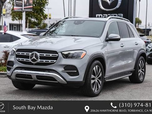 Used 2025 Mercedes-Benz GLE 450e 4MATIC image 3