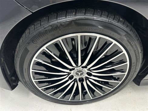 Used 2024 Mercedes-Benz CLE 300 4MATIC Coupe image 14