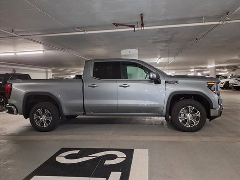New 2026 GMC Sierra 1500 SLE w/ X31 Off-Road Package image 4