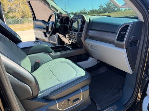 Used 2022 Ford F450 Limited w/ FX4 Off-Road Package image 20