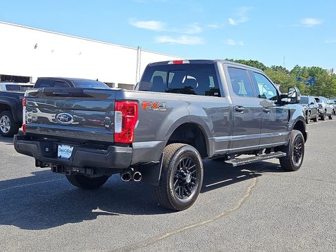 Used 2019 Ford F350 Lariat w/ Lariat Ultimate Package AWD/4WD image 6