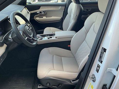 New 2026 Volvo XC90 B6 Plus w/ Protection Package AWD/4WD image 15