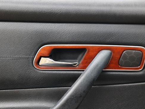 Used 2001 Mercedes-Benz SLK 320 image 27