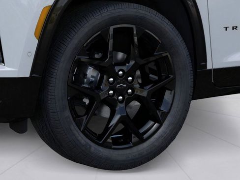 New 2026 Chevrolet Traverse RS image 9