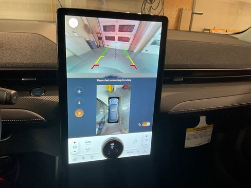 New 2025 Ford Mustang Mach-E Premium image 18