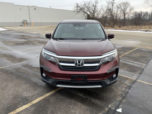 Used 2021 Honda Pilot EX image 2