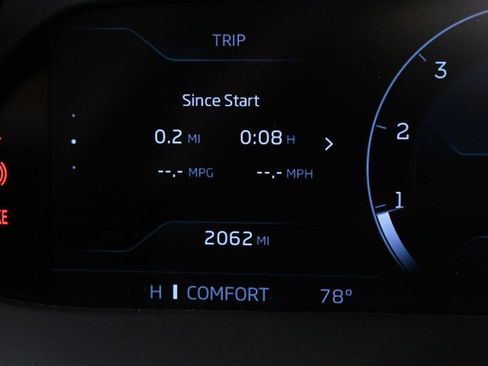 Used 2024 McLaren 750S Spider image 12