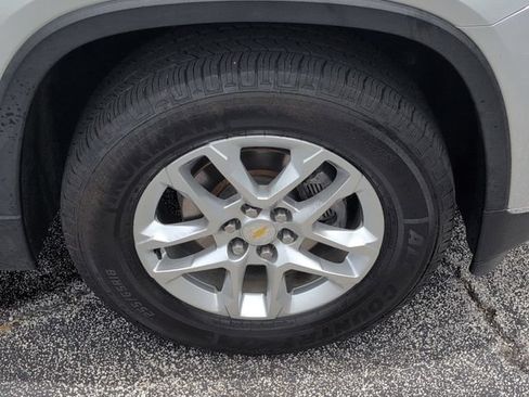 Used 2019 Chevrolet Traverse LT FWD image 29