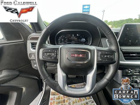 Used 2022 GMC Yukon XL SLE RWD image 17