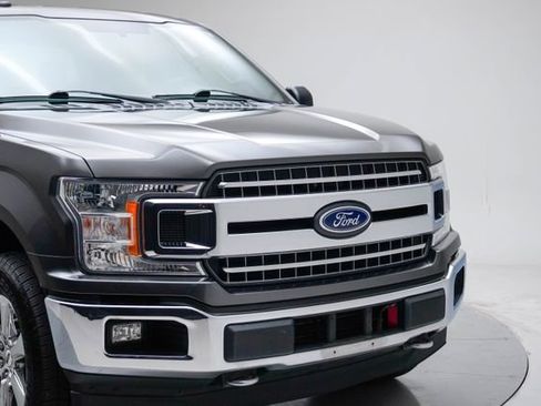 Used 2018 Ford F150 XLT w/ Equipment Group 302A Luxury image 10