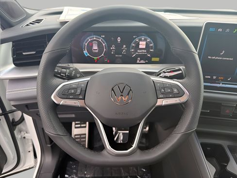 New 2026 Volkswagen Tiguan SE R-Line AWD/4WD image 12