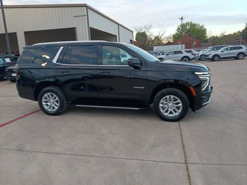 Used 2025 Chevrolet Tahoe LT image 7