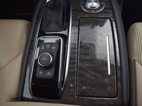 Used 2024 Nissan Armada Platinum w/ Captain's Chairs Package image 25