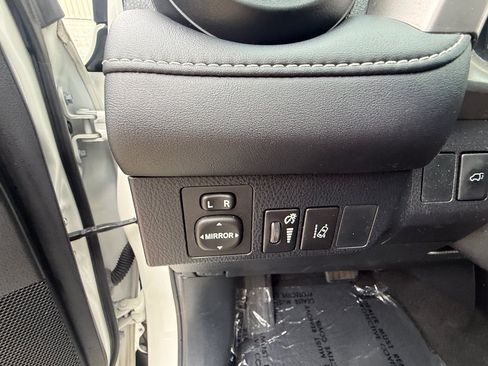 Used 2016 Toyota RAV4 Limited w/ Advanced Technology Package FWD image 22
