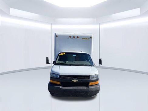 Used 2019 Chevrolet Express 3500 Extended RWD image 13