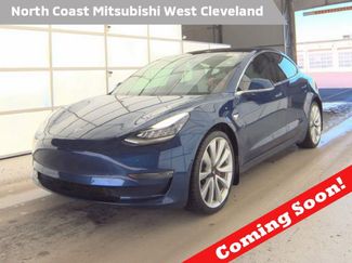 Used 2018 Tesla Model 3 Long Range video 1