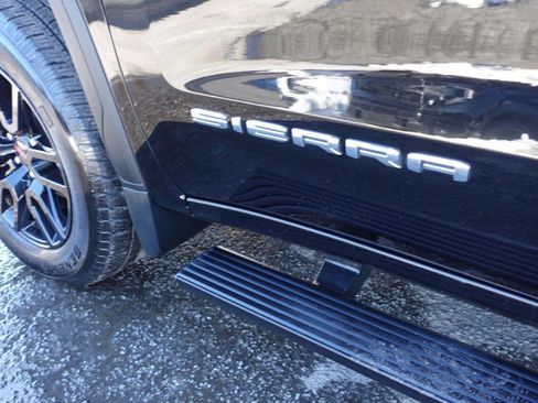 Used 2024 GMC Sierra 1500 Pro w/ Graphite Edition image 12
