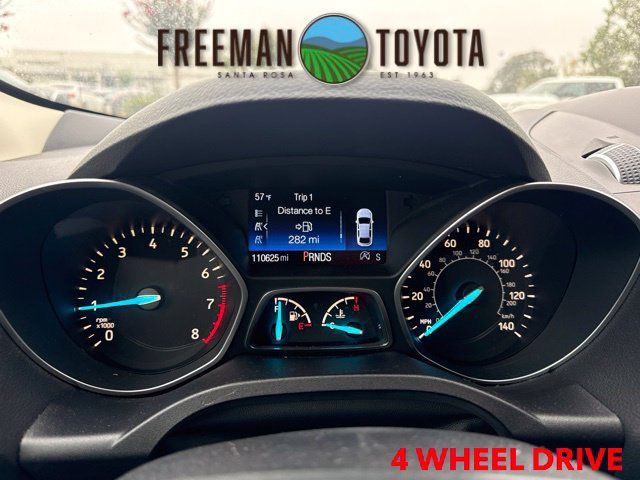 Used 2017 Ford Escape Titanium w/ Equipment Group 301A AWD/4WD image 8