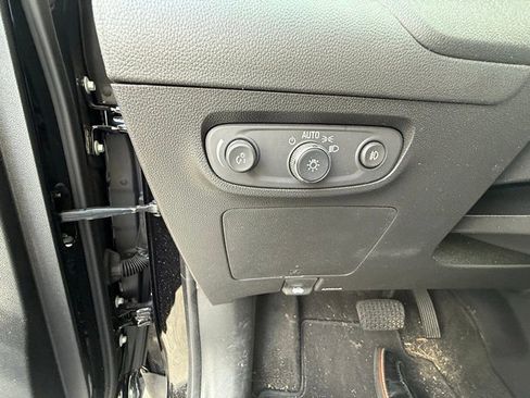 Used 2023 Buick Encore GX Preferred w/ Cold Weather Comfort Package image 23