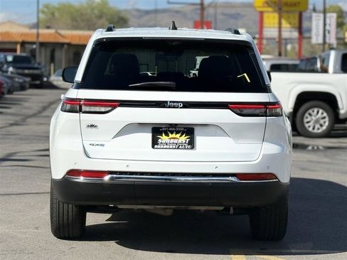 Used 2022 Jeep Grand Cherokee Limited 4xe w/ Luxury Tech Group II image 6