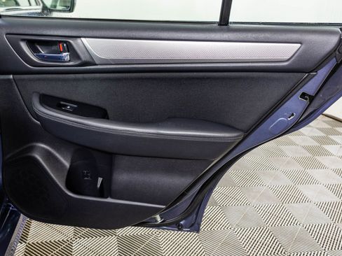 Used 2015 Subaru Legacy 2.5i Premium image 41