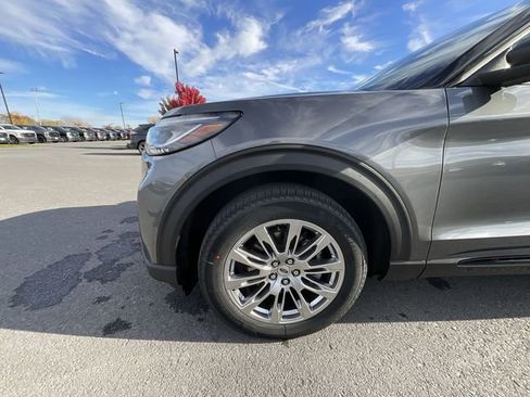 New 2026 Ford Explorer Active w/ Active Comfort Package image 10