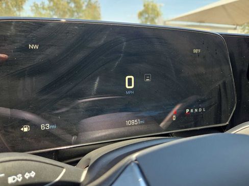 Used 2025 Chevrolet Equinox LT FWD image 22