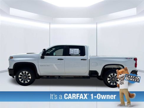 Used 2022 Chevrolet Silverado 2500 Custom AWD/4WD image 3