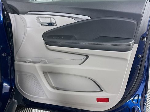 Certified 2023 Honda Ridgeline RTL image 30