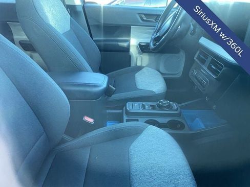 Certified 2025 Ford Maverick XLT FWD image 11
