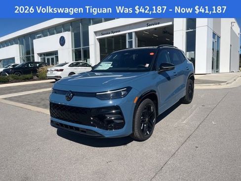 New 2026 Volkswagen Tiguan SE R-Line image 1