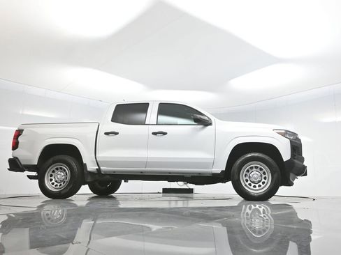 Used 2024 Chevrolet Colorado W/T w/ WT Convenience Package image 62