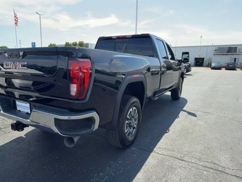 Used 2025 GMC Sierra 3500 SLE w/ SLE Value Package AWD/4WD image 8
