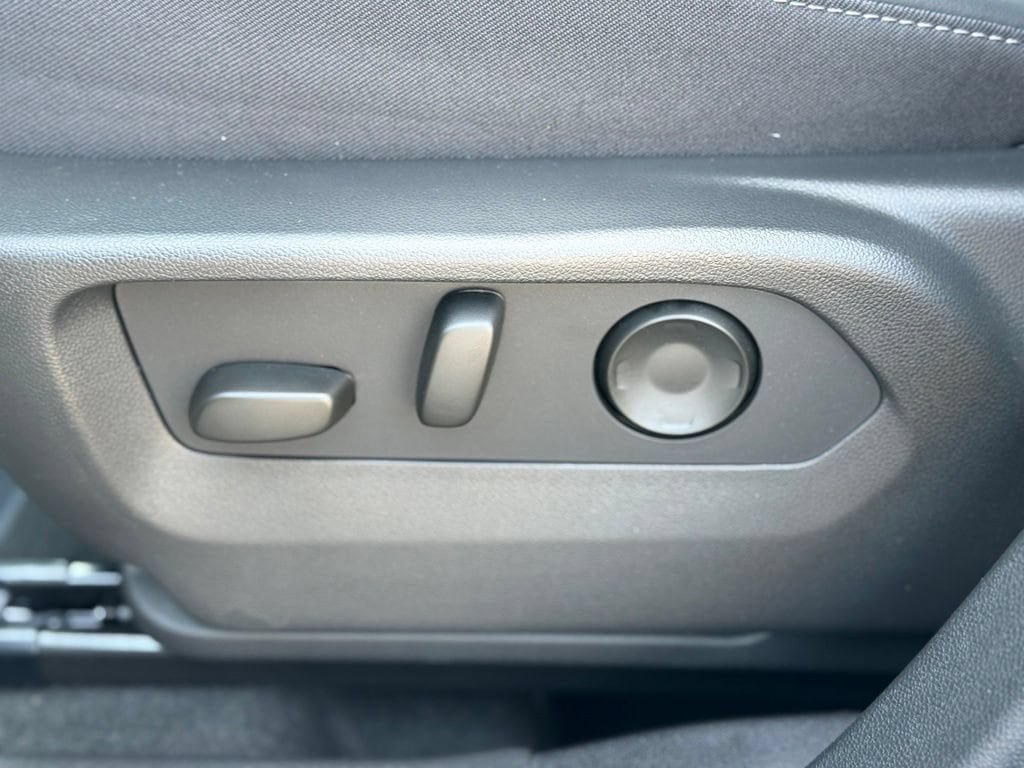 Used 2026 Buick Envision Preferred AWD/4WD image 22