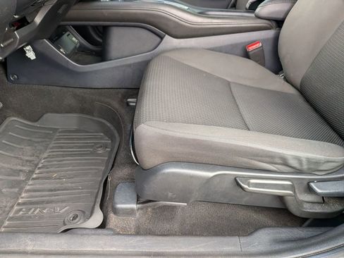 Used 2020 Honda HR-V LX image 14