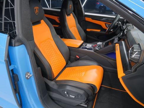 Used 2022 Lamborghini Urus image 37