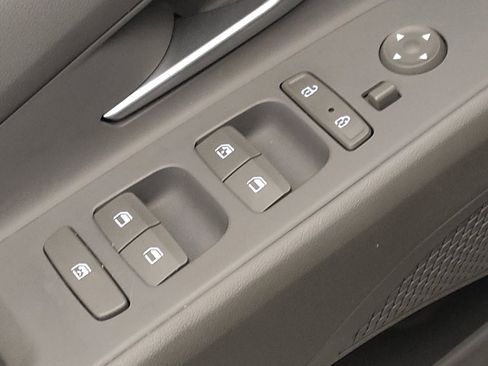 Used 2022 Hyundai Elantra SEL FWD image 27