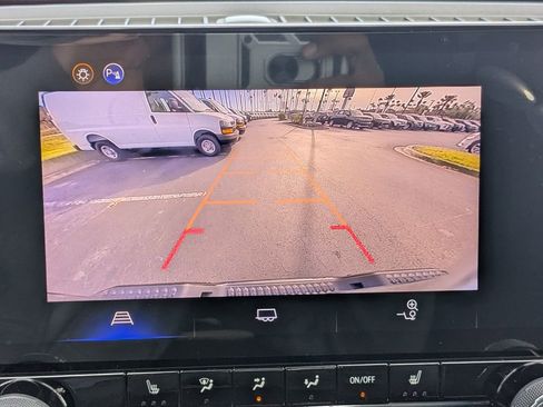 Used 2025 Chevrolet Colorado LT w/ Advanced Trailering Package image 22